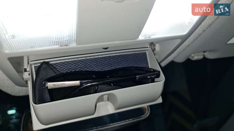 Внедорожник / Кроссовер Toyota RAV4 2012 в Киеве