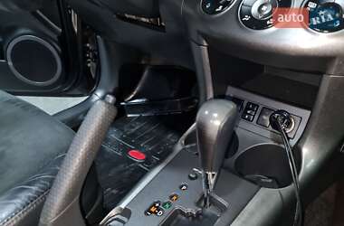Внедорожник / Кроссовер Toyota RAV4 2012 в 