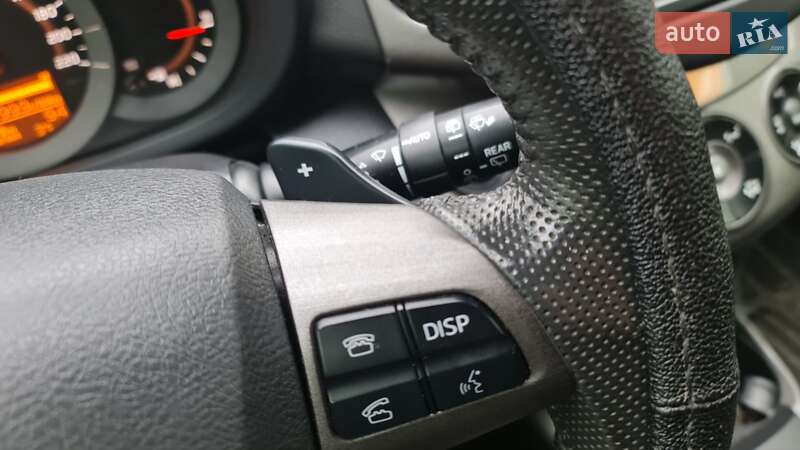 Внедорожник / Кроссовер Toyota RAV4 2012 в Киеве