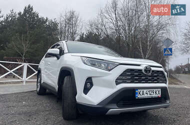 Позашляховик / Кросовер Toyota RAV4 2023 в Києві