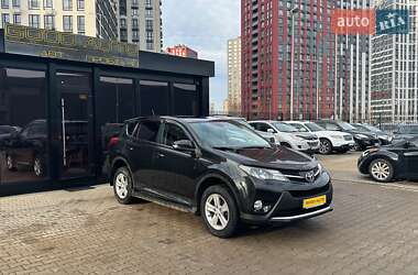 Внедорожник / Кроссовер Toyota RAV4 2014 в Киеве