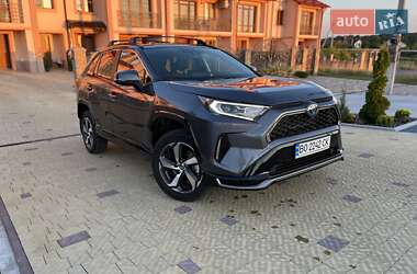 Позашляховик / Кросовер Toyota RAV4 2021 в Тернополі