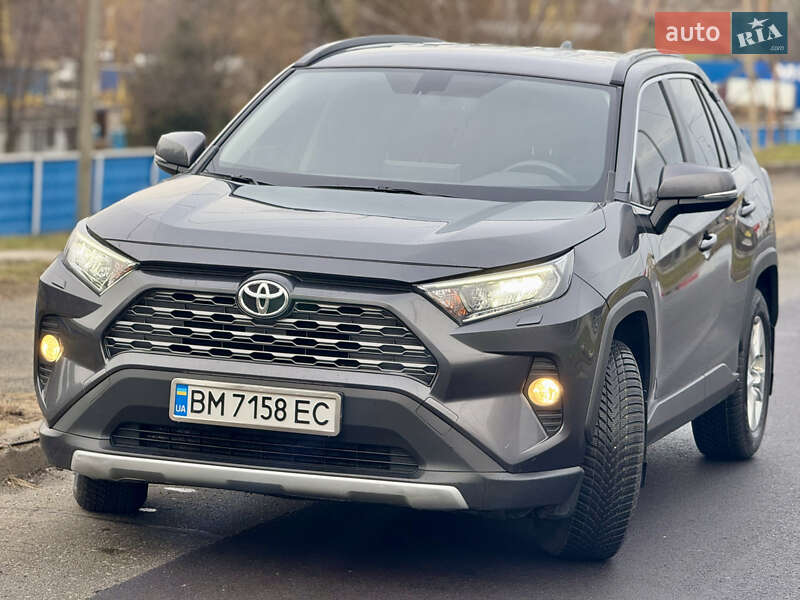 Позашляховик / Кросовер Toyota RAV4 2019 в Києві