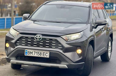 Позашляховик / Кросовер Toyota RAV4 2019 в Києві