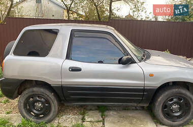 Позашляховик / Кросовер Toyota RAV4 1996 в Львові