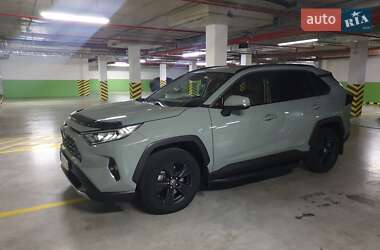 Позашляховик / Кросовер Toyota RAV4 2020 в Одесі