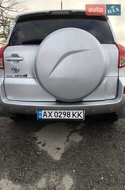 Позашляховик / Кросовер Toyota RAV4 2008 в Харкові