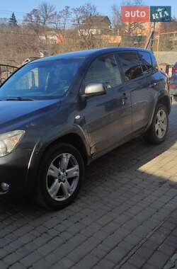 Позашляховик / Кросовер Toyota RAV4 2007 в Умані