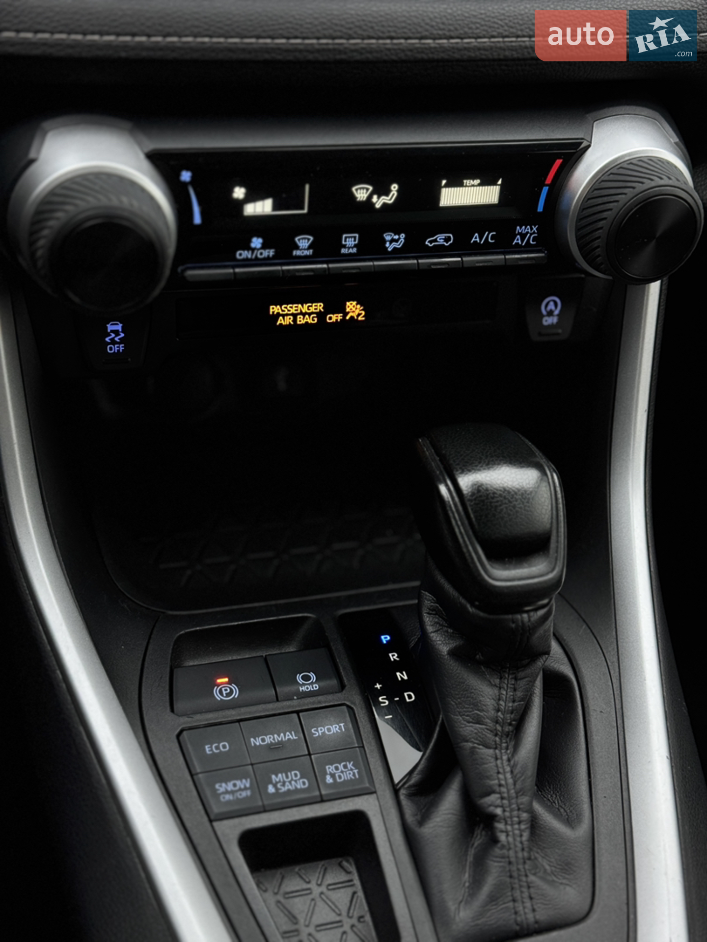 2019 Toyota RAV 4 - мініатюра 14