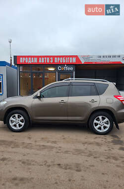 Позашляховик / Кросовер Toyota RAV4 2011 в Кам'янці