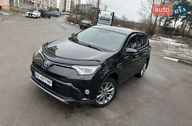 Позашляховик / Кросовер Toyota RAV4 2017 в Харкові