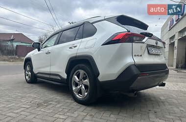 Позашляховик / Кросовер Toyota RAV4 2021 в Миколаєві