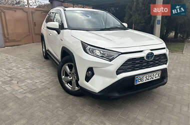 Позашляховик / Кросовер Toyota RAV4 2021 в Миколаєві