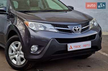 Позашляховик / Кросовер Toyota RAV4 2015 в Одесі