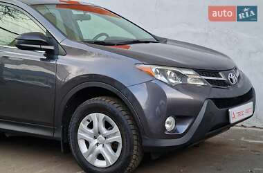 Позашляховик / Кросовер Toyota RAV4 2015 в Одесі