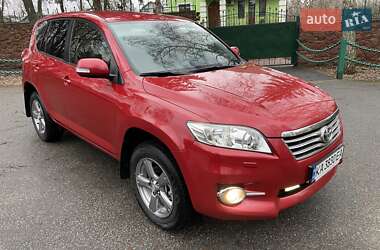 Внедорожник / Кроссовер Toyota RAV4 2012 в 