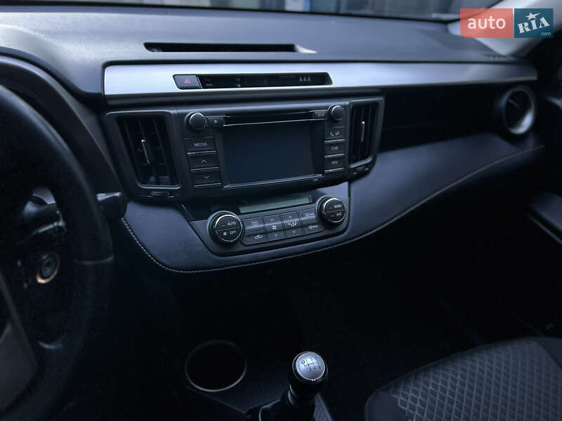 Позашляховик / Кросовер Toyota RAV4 2013 в Дрогобичі