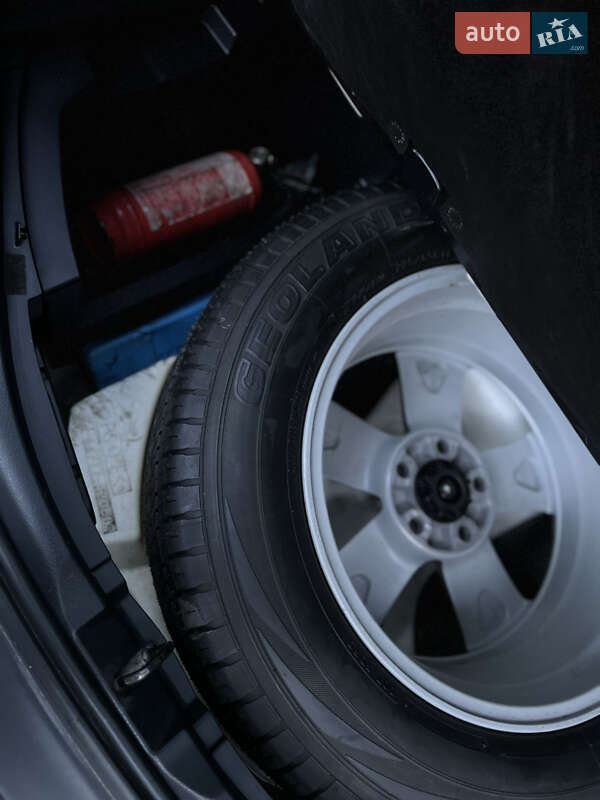 Позашляховик / Кросовер Toyota RAV4 2013 в Дрогобичі