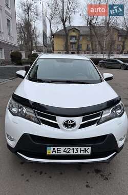 Внедорожник / Кроссовер Toyota RAV4 2013 в 