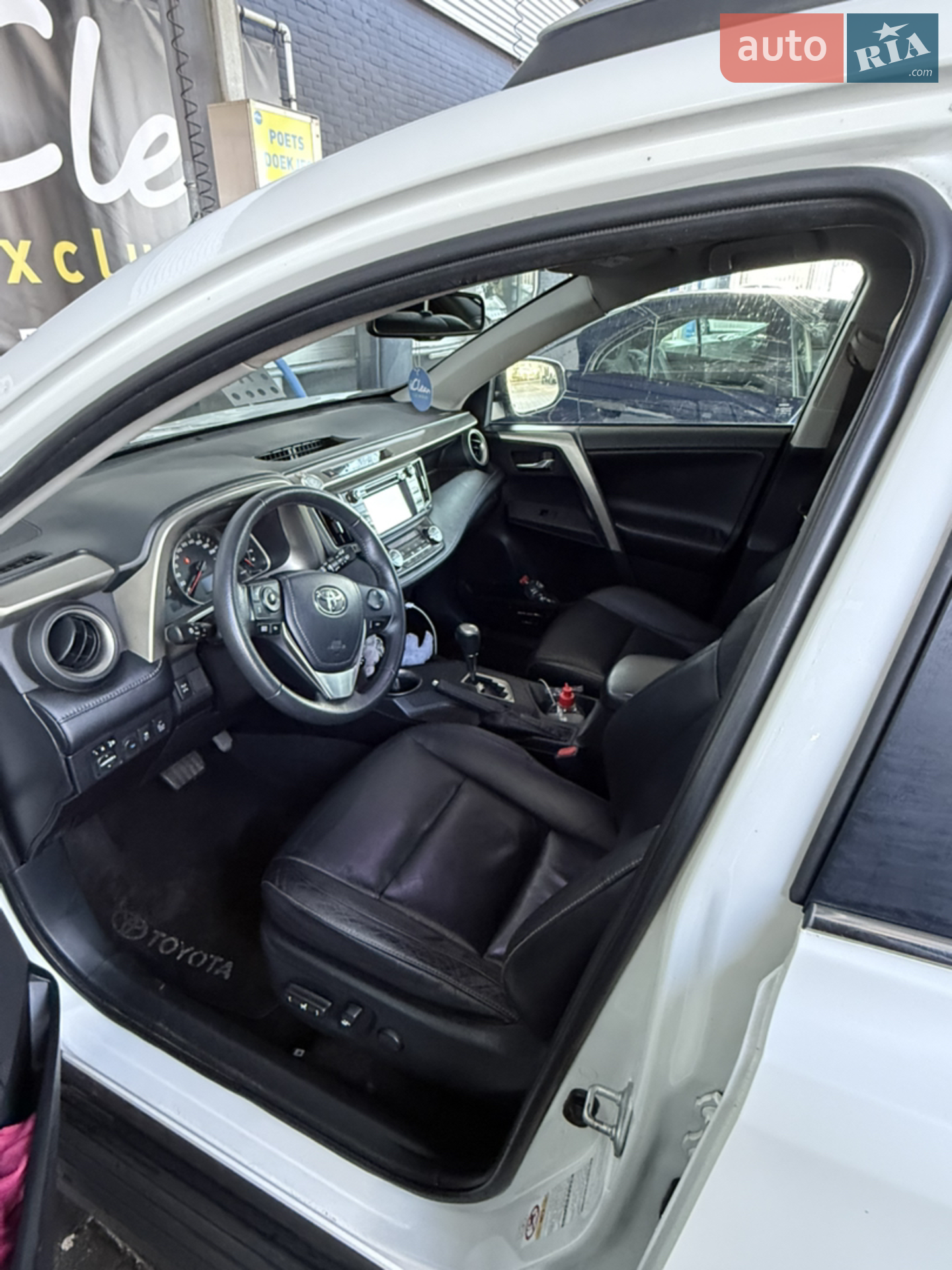 2013 Toyota RAV 4 - мініатюра 4