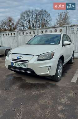 Позашляховик / Кросовер Toyota RAV4 2014 в Києві