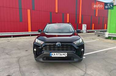 Позашляховик / Кросовер Toyota RAV4 2020 в Києві