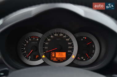 Внедорожник / Кроссовер Toyota RAV4 2011 в 