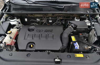 Внедорожник / Кроссовер Toyota RAV4 2011 в 