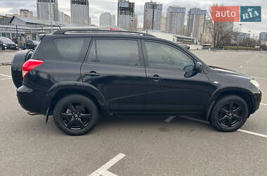 Внедорожник / Кроссовер Toyota RAV4 2008 в Киеве