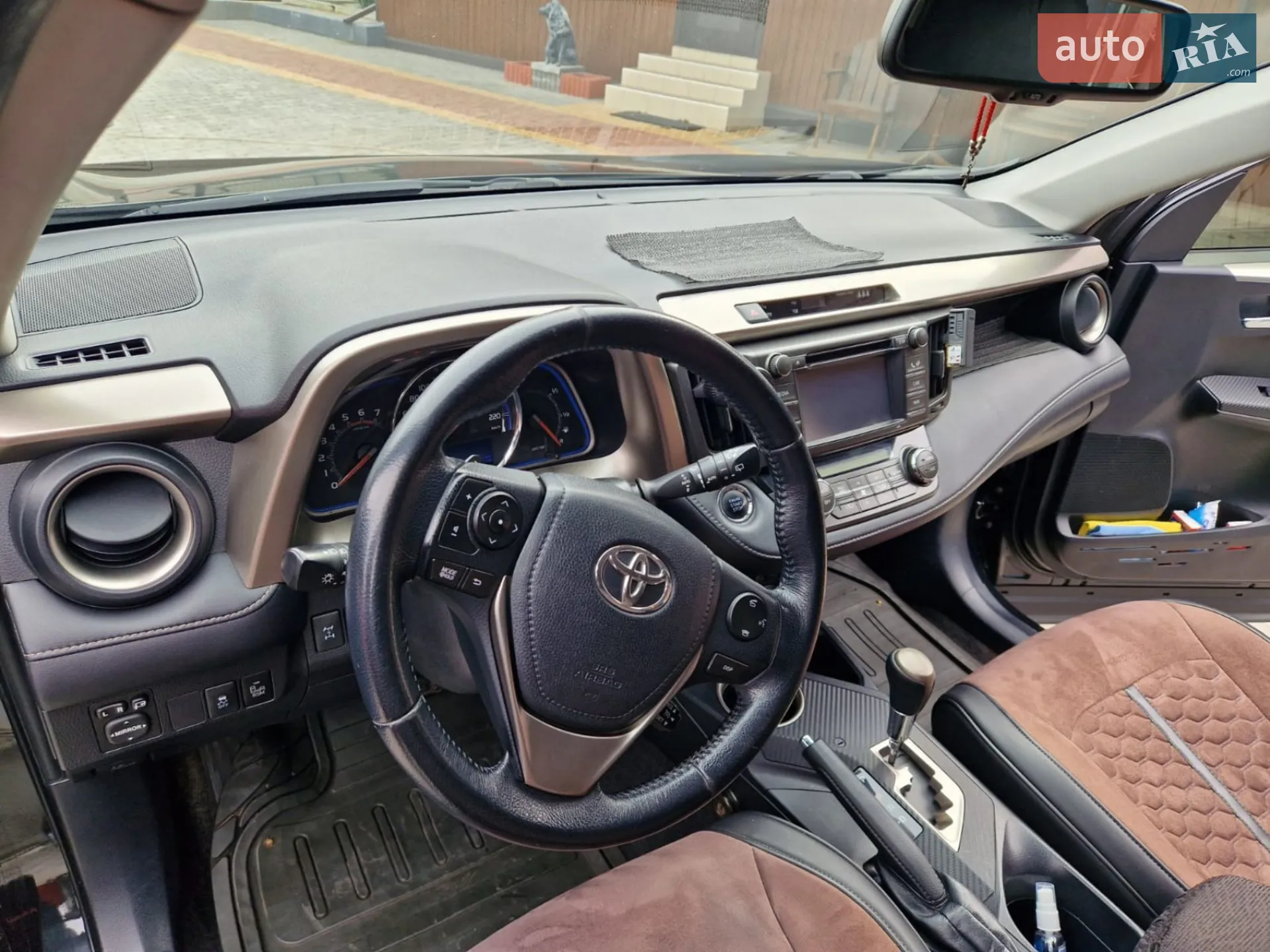 2013 Toyota RAV 4 - мініатюра 4