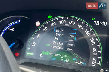 Внедорожник / Кроссовер Toyota RAV4 2020 в Рокитном