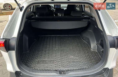 Внедорожник / Кроссовер Toyota RAV4 2020 в Рокитном