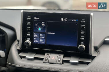 Внедорожник / Кроссовер Toyota RAV4 2020 в Рокитном