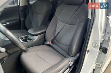 Внедорожник / Кроссовер Toyota RAV4 2020 в Рокитном