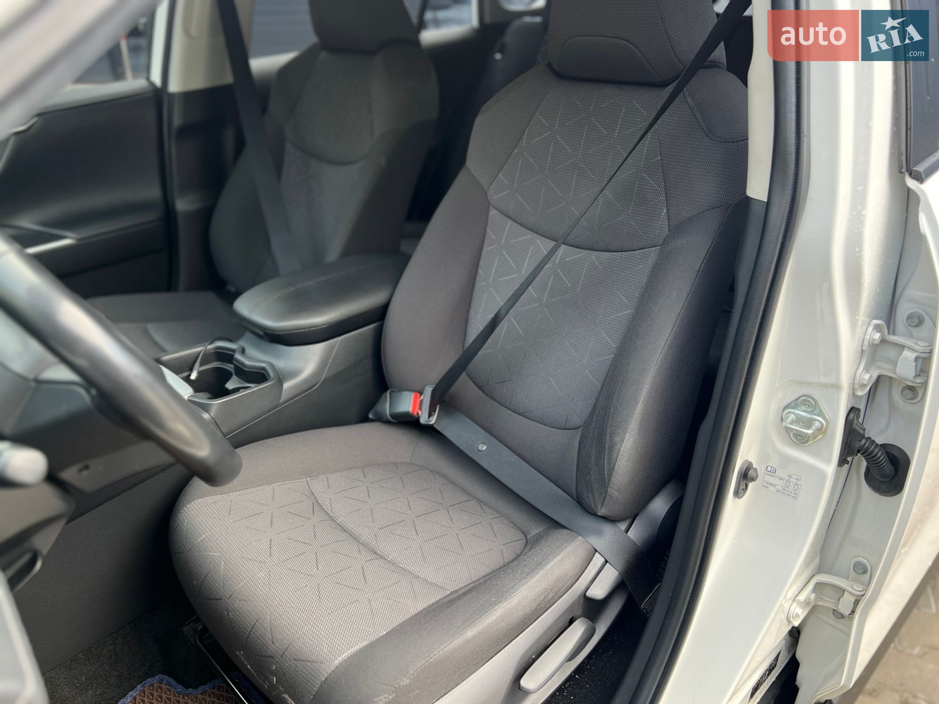 2020 Toyota RAV 4 - мініатюра 27