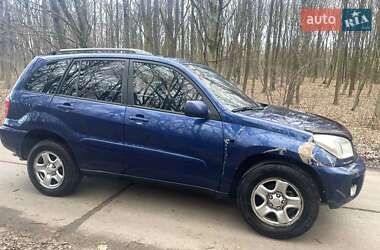 Позашляховик / Кросовер Toyota RAV4 2002 в Рівному