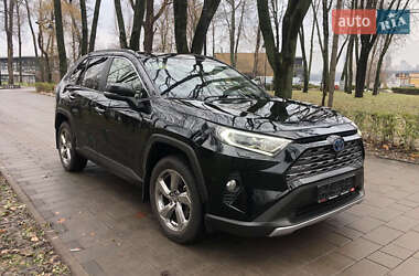 Позашляховик / Кросовер Toyota RAV4 2019 в Києві