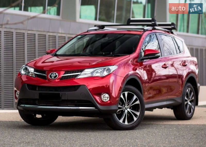 Позашляховик / Кросовер Toyota RAV4 2015 в Кривому Розі