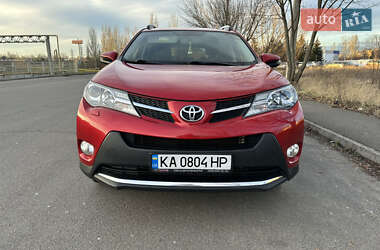 Позашляховик / Кросовер Toyota RAV4 2015 в Кривому Розі