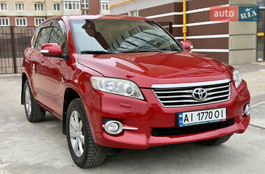 Внедорожник / Кроссовер Toyota RAV4 2010 в Умани