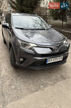 Позашляховик / Кросовер Toyota RAV4 2017 в Хмельницькому