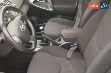 Внедорожник / Кроссовер Toyota RAV4 2009 в Ровно