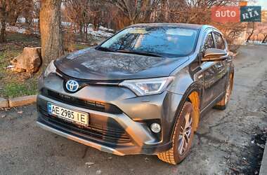 Позашляховик / Кросовер Toyota RAV4 2017 в Кривому Розі