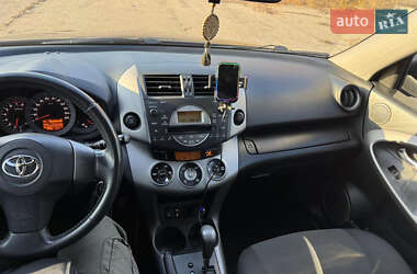 Позашляховик / Кросовер Toyota RAV4 2006 в Вінниці