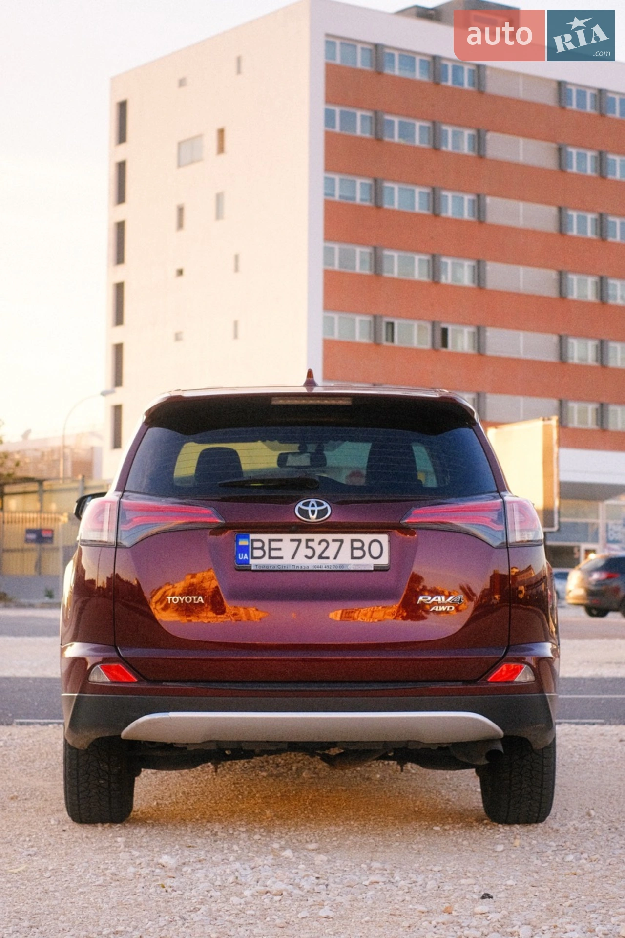 2016 Toyota RAV 4 - мініатюра 9