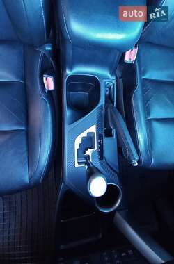 Внедорожник / Кроссовер Toyota RAV4 2013 в 