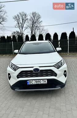 Внедорожник / Кроссовер Toyota RAV4 2019 в Львове