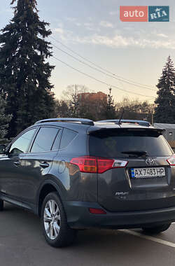 Внедорожник / Кроссовер Toyota RAV4 2014 в Кременчуге