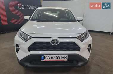 Позашляховик / Кросовер Toyota RAV4 2021 в Києві