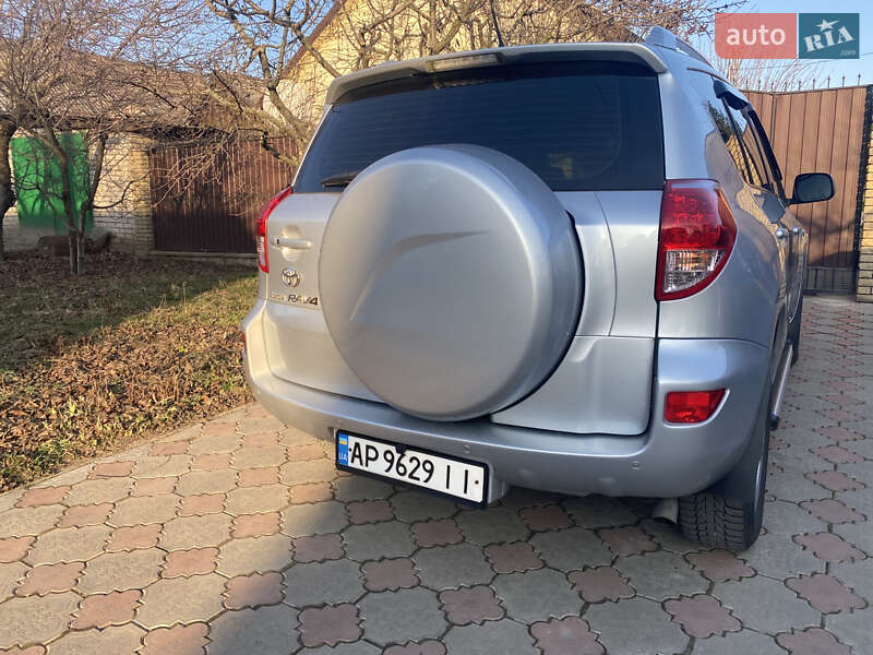 Позашляховик / Кросовер Toyota RAV4 2006 в Запоріжжі